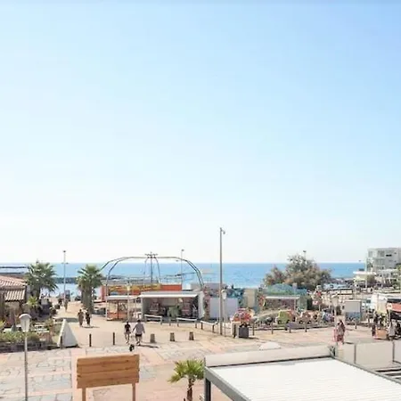 098 Capri Bali A16 Апартаменти